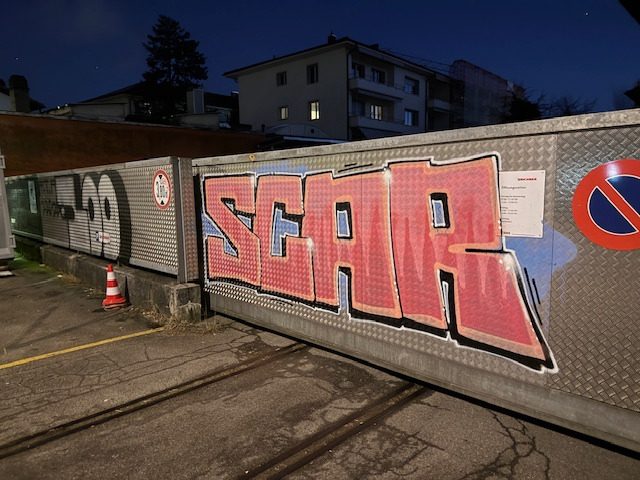 Graffitientfernung Geschäftsliegenschaft Güterstrasse, Bern – Bild 3 von 3